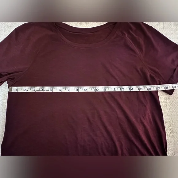 Lululemon Open Up Tie Back Tee Garnet Size 8 - Picture 3 of 7